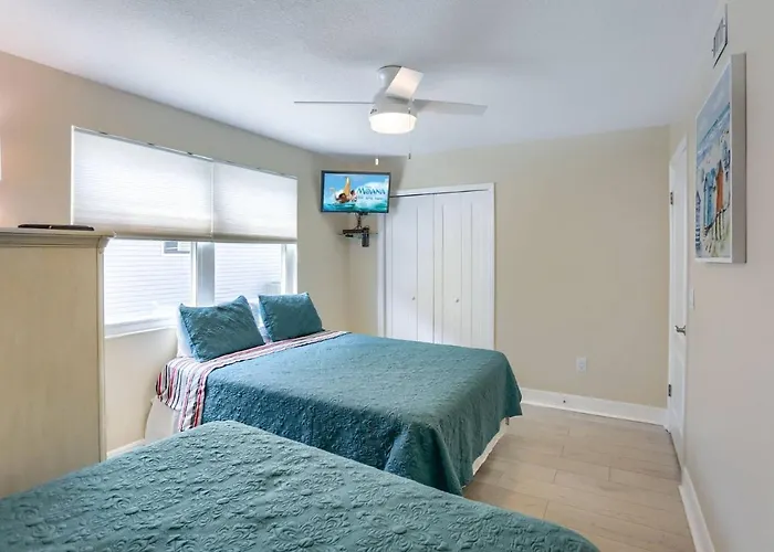 2 Pipers Nest * Clearwater Beach